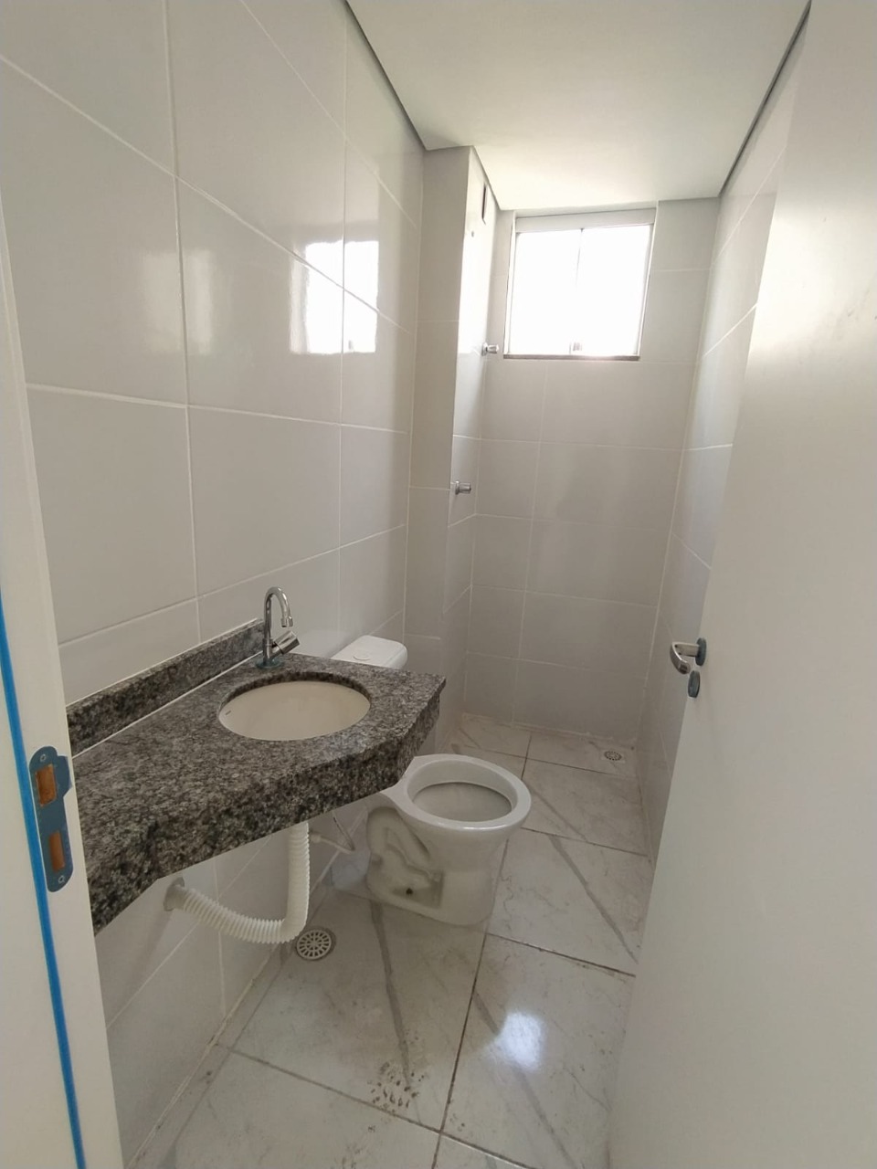 Apartamento à venda com 2 quartos, 69m² - Foto 11