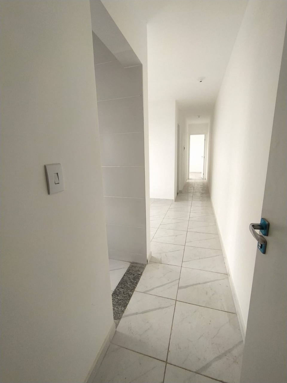 Apartamento à venda com 2 quartos, 69m² - Foto 9