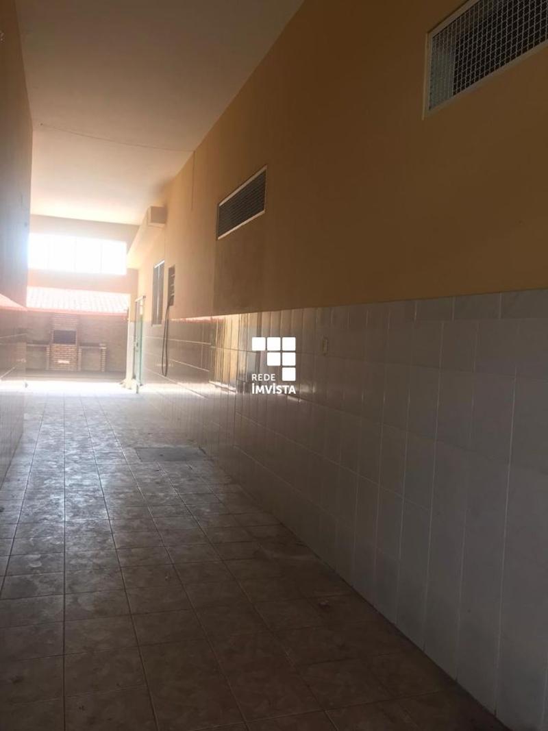 Casa à venda com 4 quartos, 130m² - Foto 16