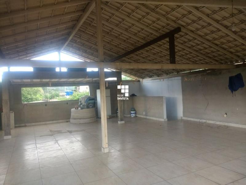 Casa à venda com 3 quartos, 360m² - Foto 3