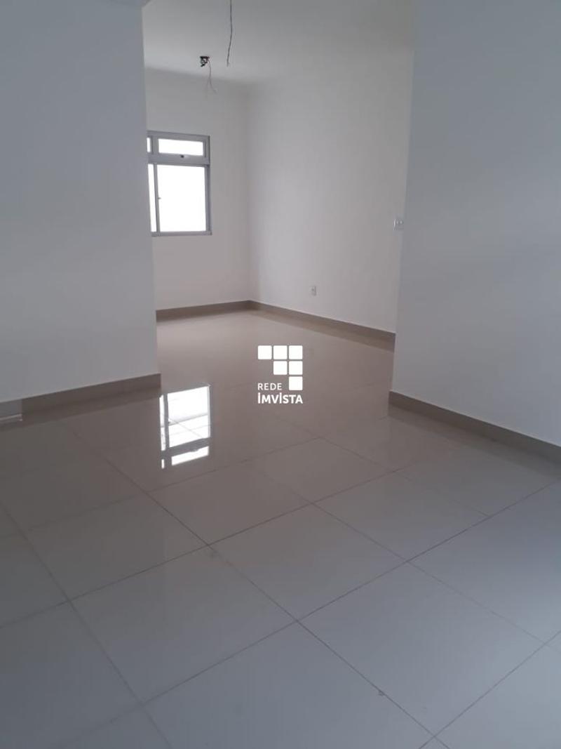 Apartamento à venda com 3 quartos, 80m² - Foto 2