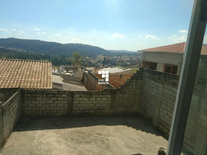 Casa à venda com 2 quartos, 200m² - Foto 8