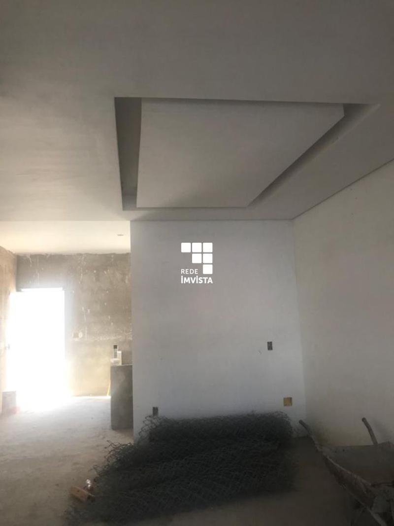 Casa à venda com 3 quartos, 250m² - Foto 8