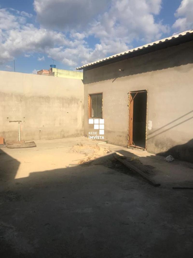 Casa à venda com 3 quartos, 250m² - Foto 17