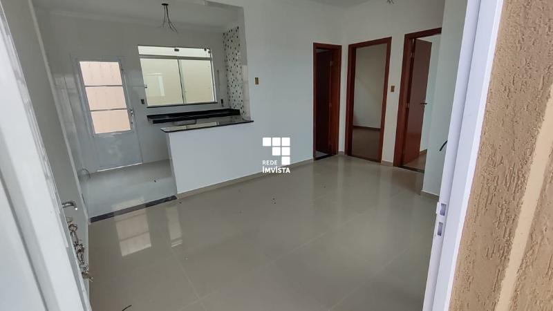 Casa à venda com 2 quartos, 140m² - Foto 3