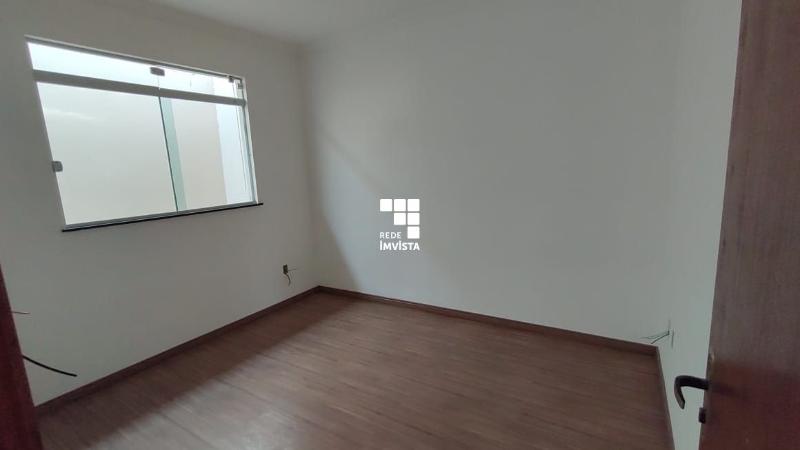 Casa à venda com 2 quartos, 140m² - Foto 12