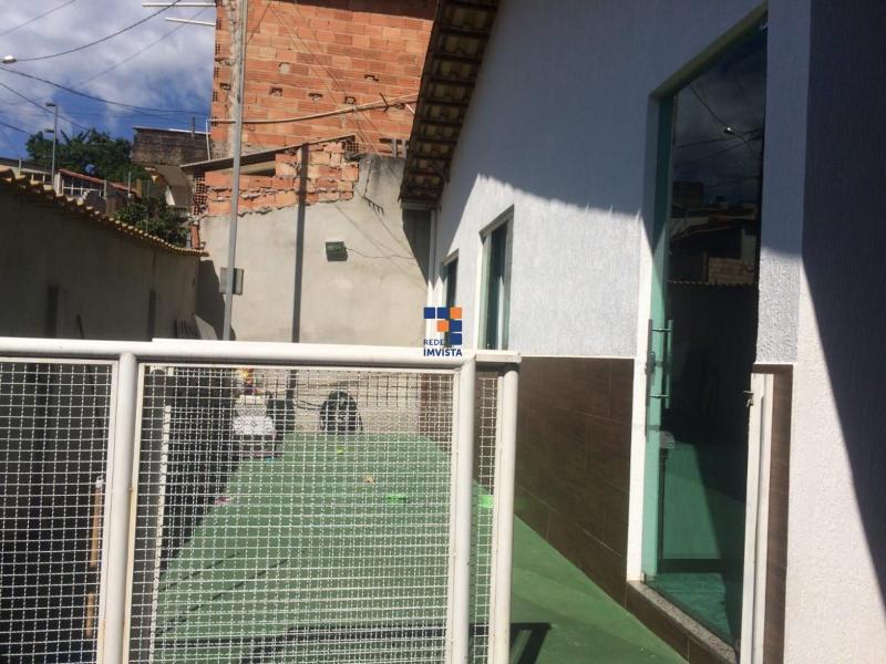 Casa à venda com 3 quartos, 200m² - Foto 17