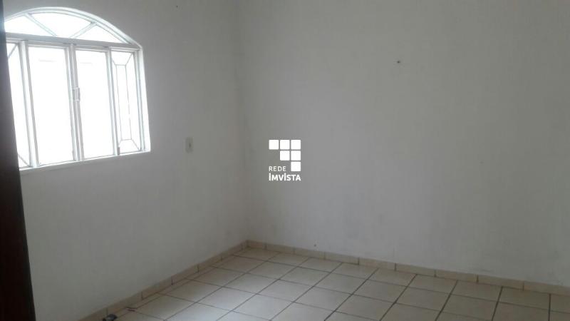 Casa à venda com 2 quartos, 197m² - Foto 5