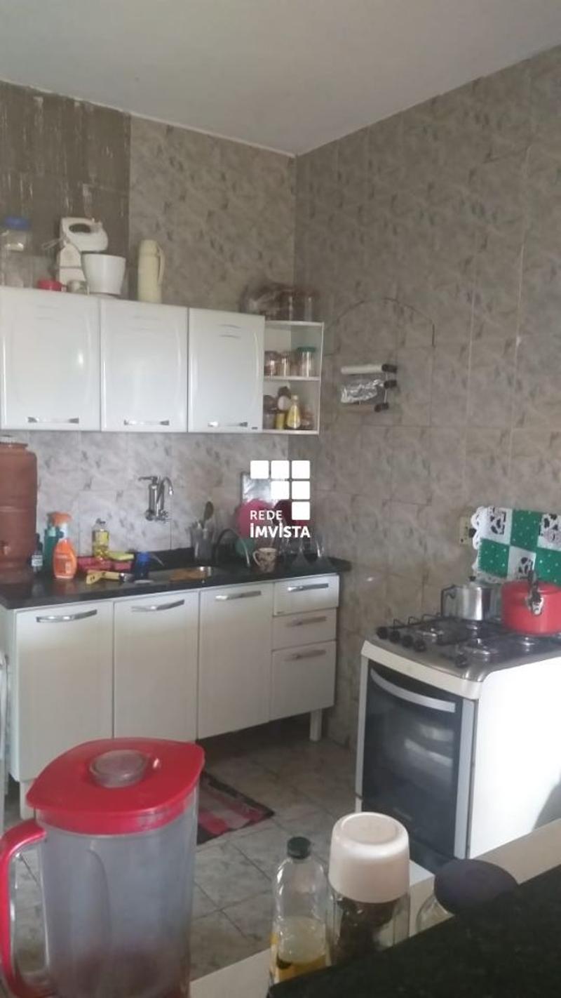 Casa à venda com 3 quartos, 200m² - Foto 8