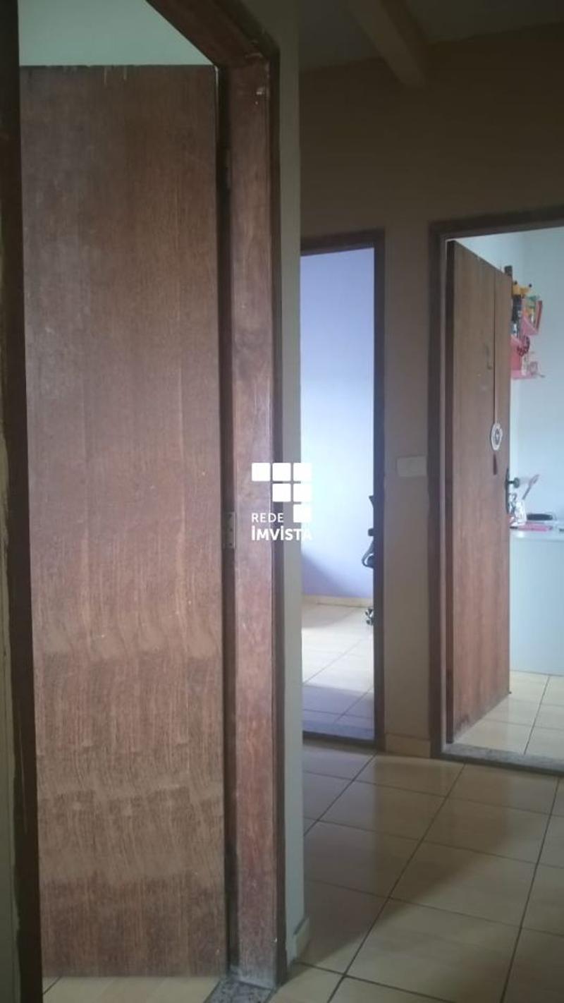 Casa à venda com 3 quartos, 200m² - Foto 21