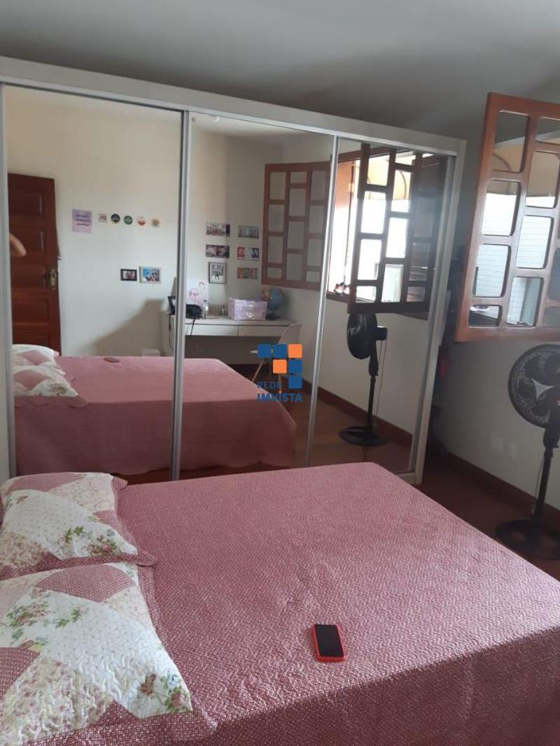 Casa à venda com 3 quartos, 400m² - Foto 23