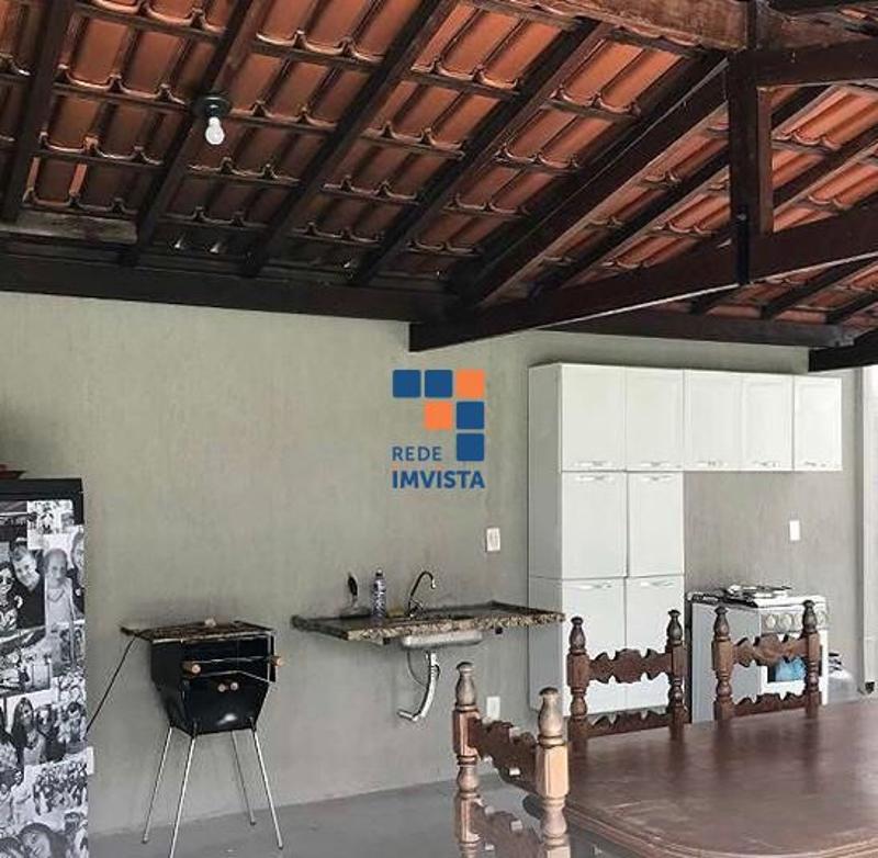 Casa à venda com 3 quartos, 400m² - Foto 1