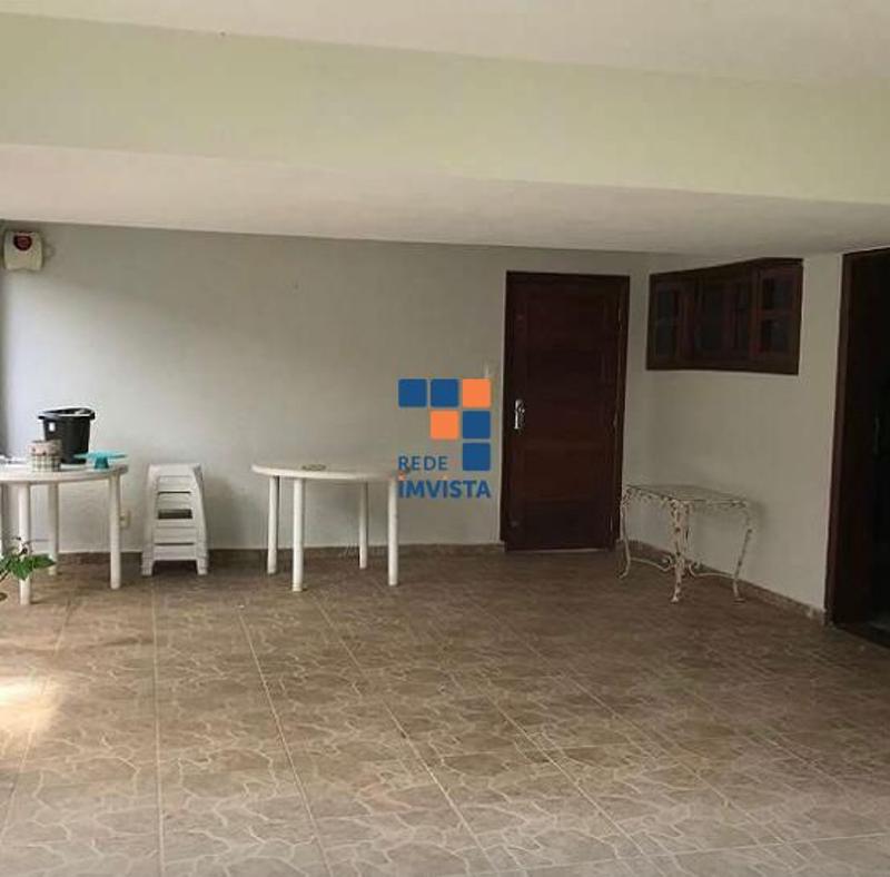 Casa à venda com 3 quartos, 400m² - Foto 7