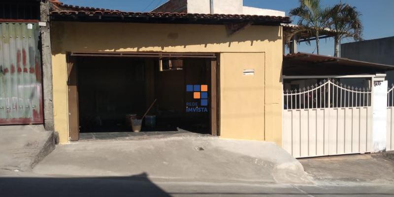 Casa à venda com 3 quartos, 160m² - Foto 1