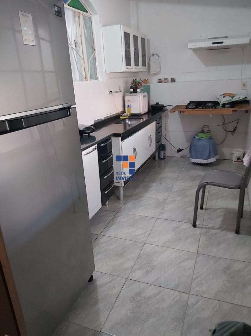 Casa à venda com 3 quartos, 160m² - Foto 8