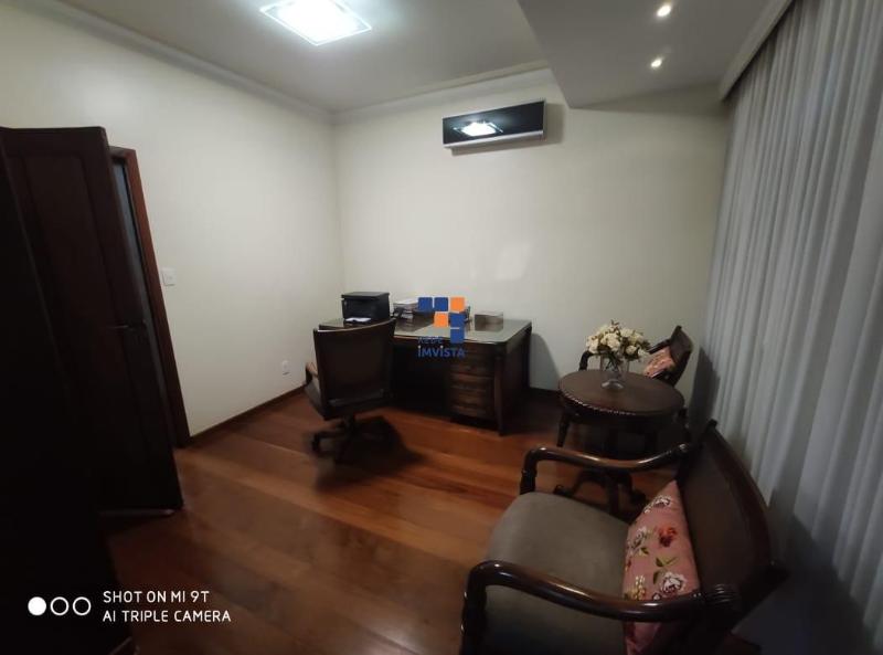 Casa à venda com 4 quartos, 360m² - Foto 19