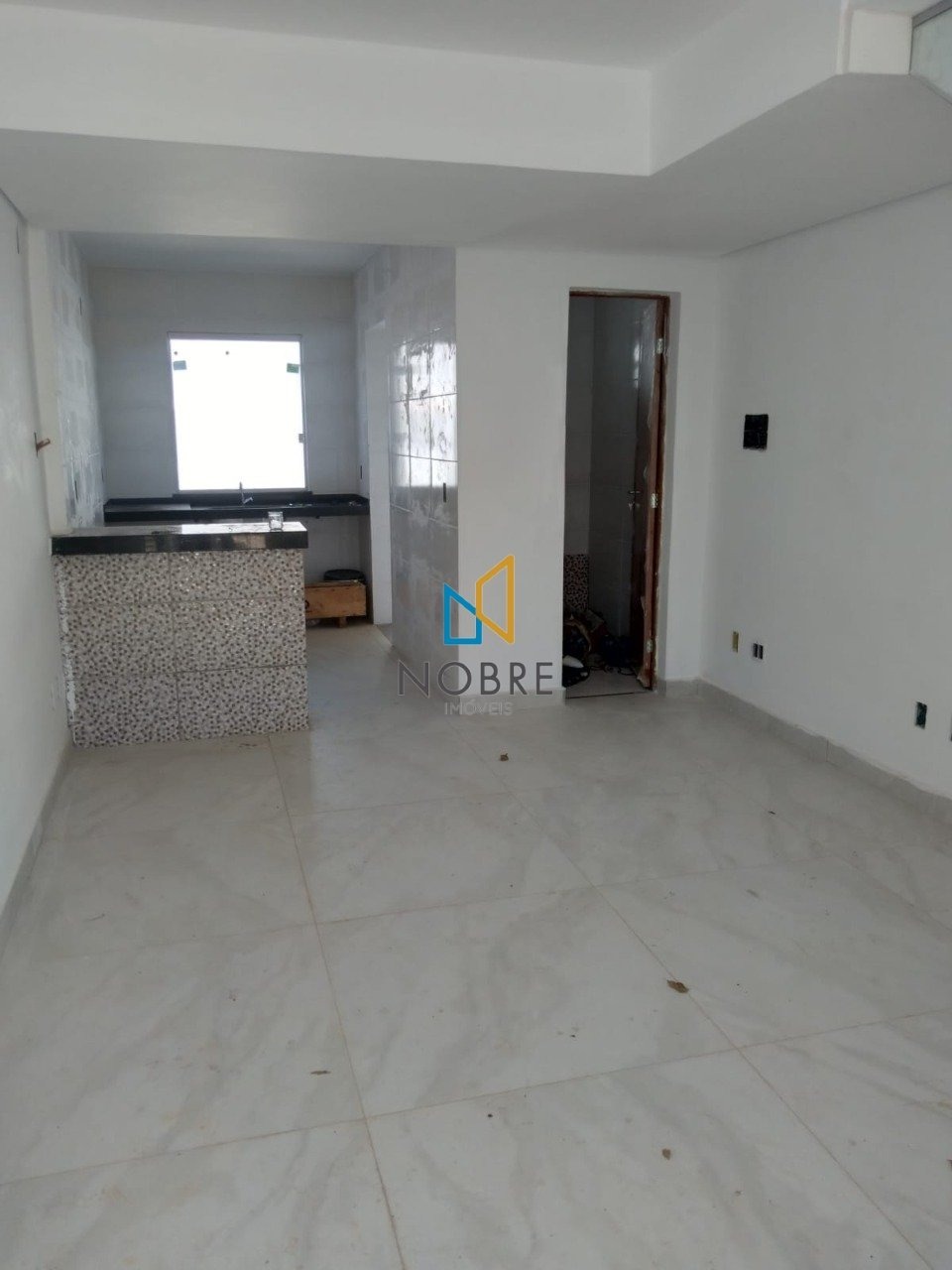 Casa à venda com 2 quartos, 90m² - Foto 5