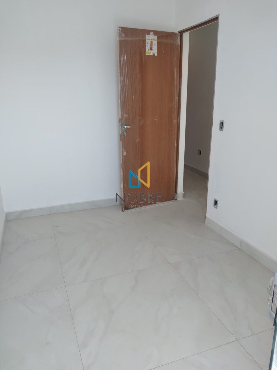 Casa à venda com 2 quartos, 90m² - Foto 12