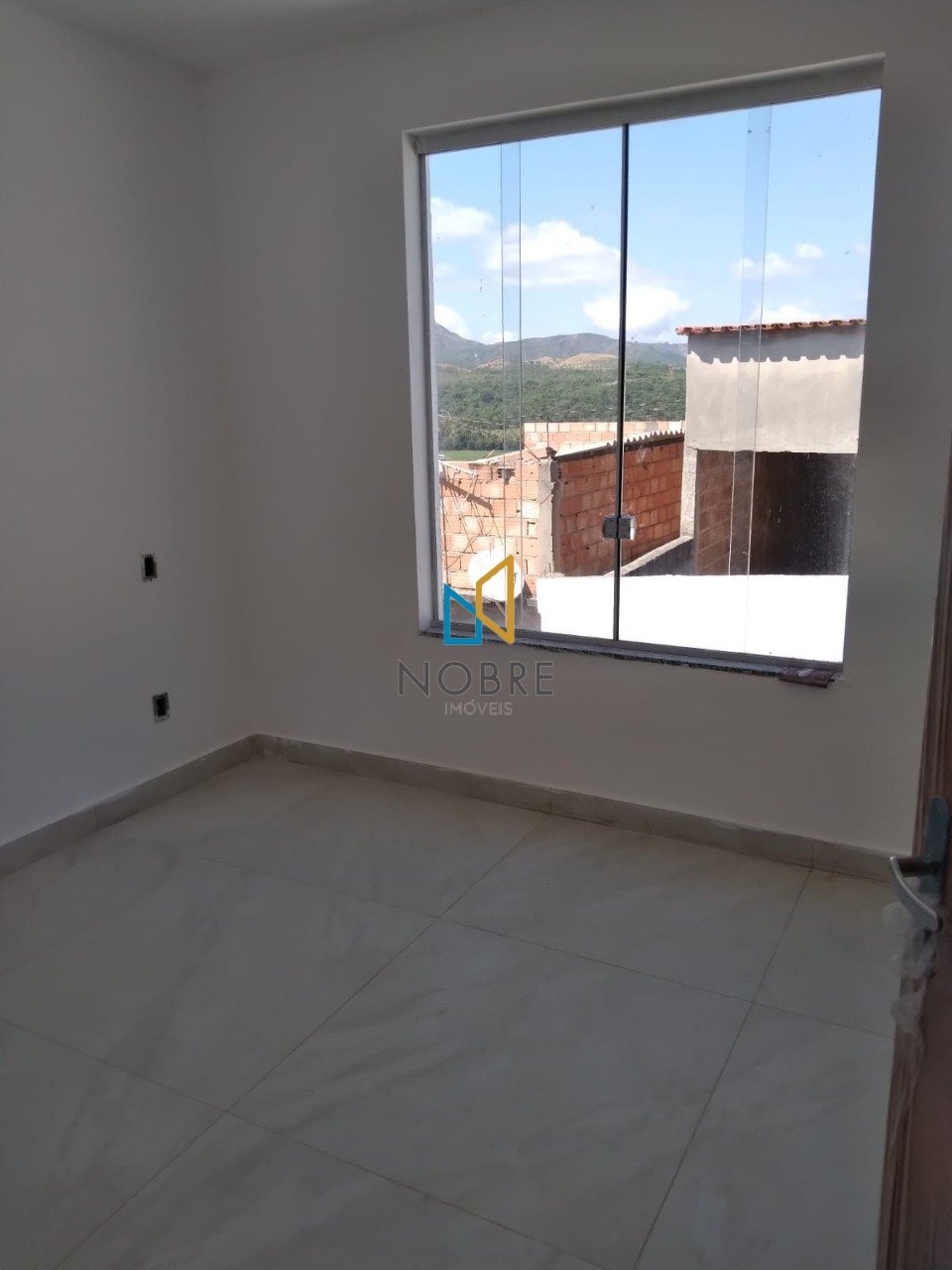 Casa à venda com 2 quartos, 90m² - Foto 13