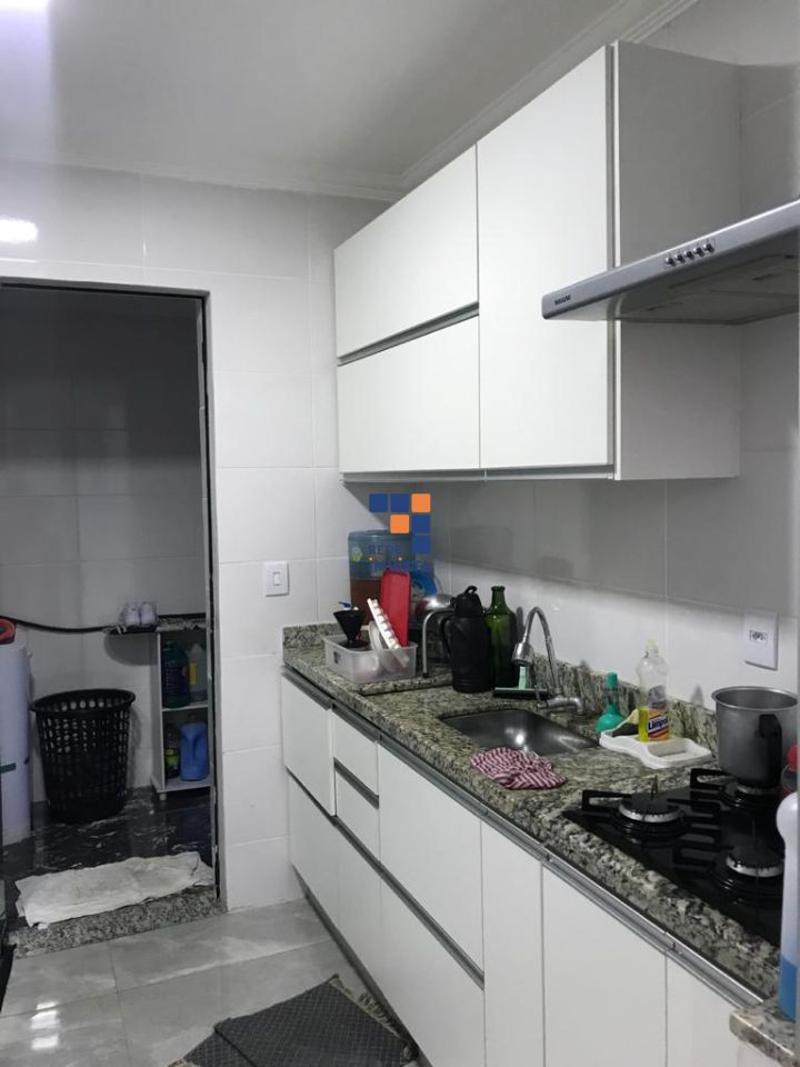 Apartamento à venda com 3 quartos, 95m² - Foto 8