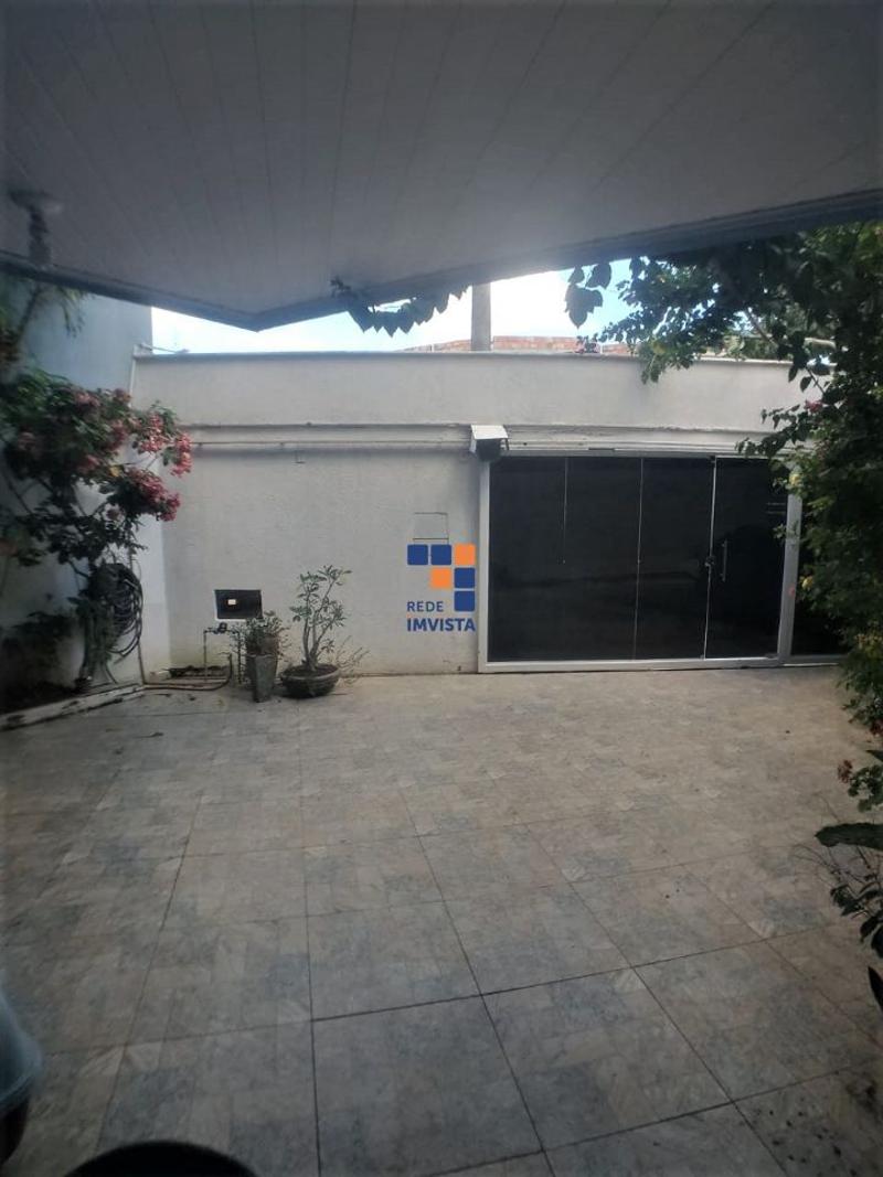 Casa à venda com 3 quartos, 140m² - Foto 3