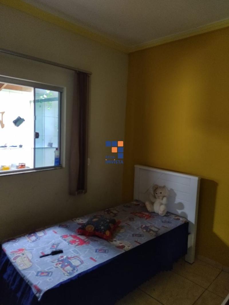 Casa à venda com 4 quartos, 200m² - Foto 10