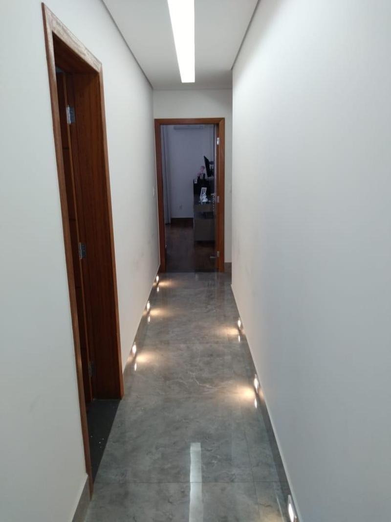 Casa à venda com 4 quartos, 280m² - Foto 15