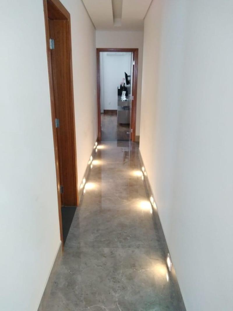 Casa à venda com 4 quartos, 280m² - Foto 16