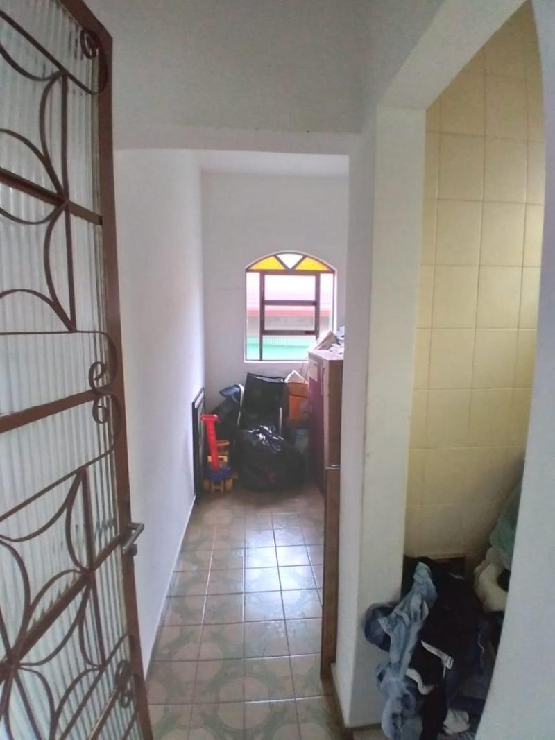 Casa à venda com 3 quartos, 360m² - Foto 12