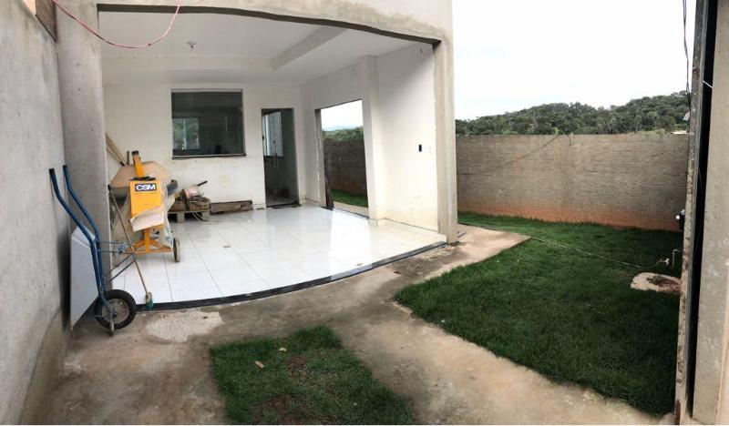 Casa à venda com 2 quartos, 115m² - Foto 9