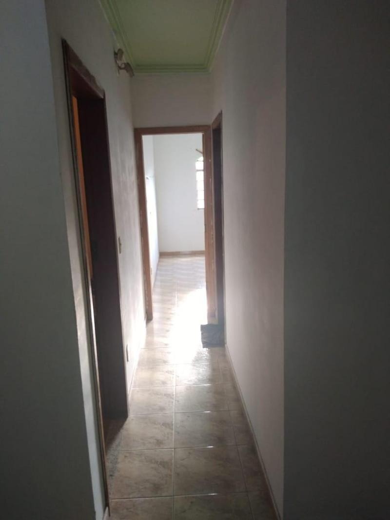 Casa à venda com 3 quartos, 190m² - Foto 11