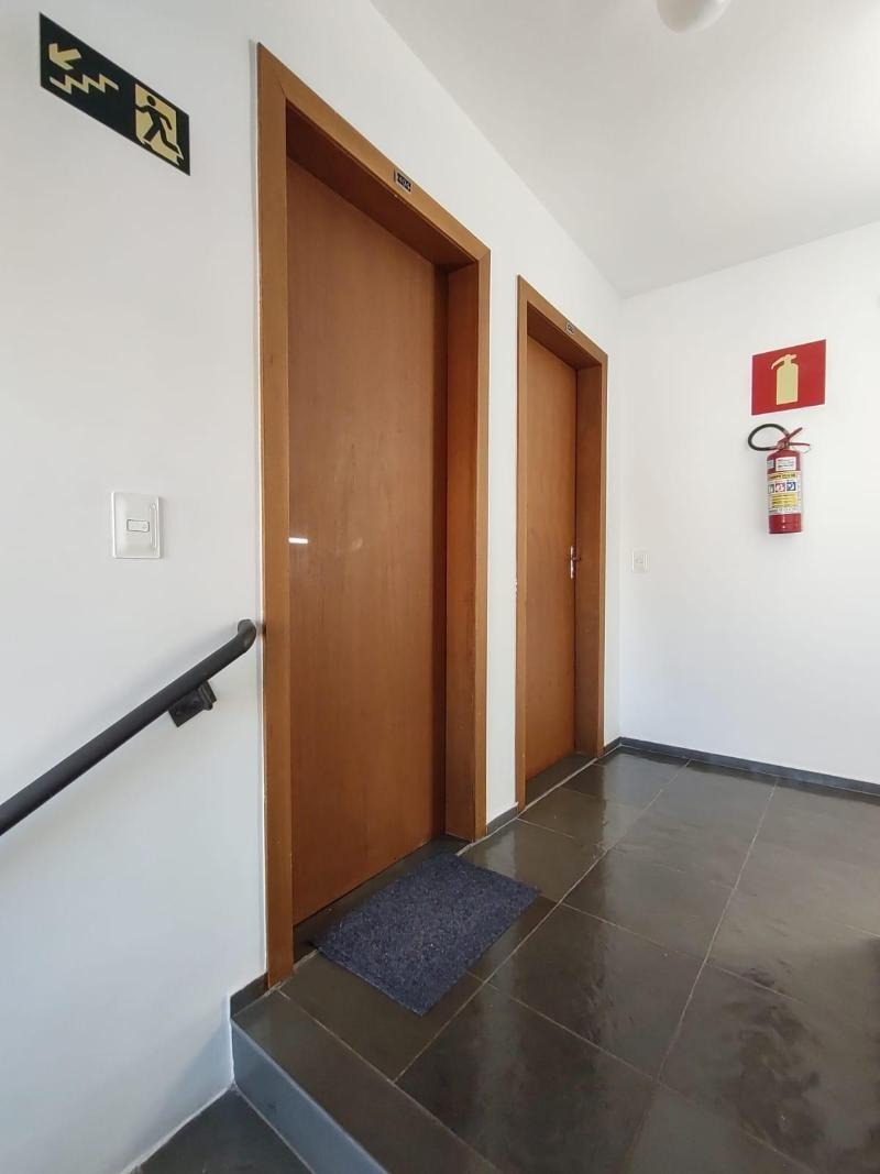 Apartamento à venda com 2 quartos, 47m² - Foto 12