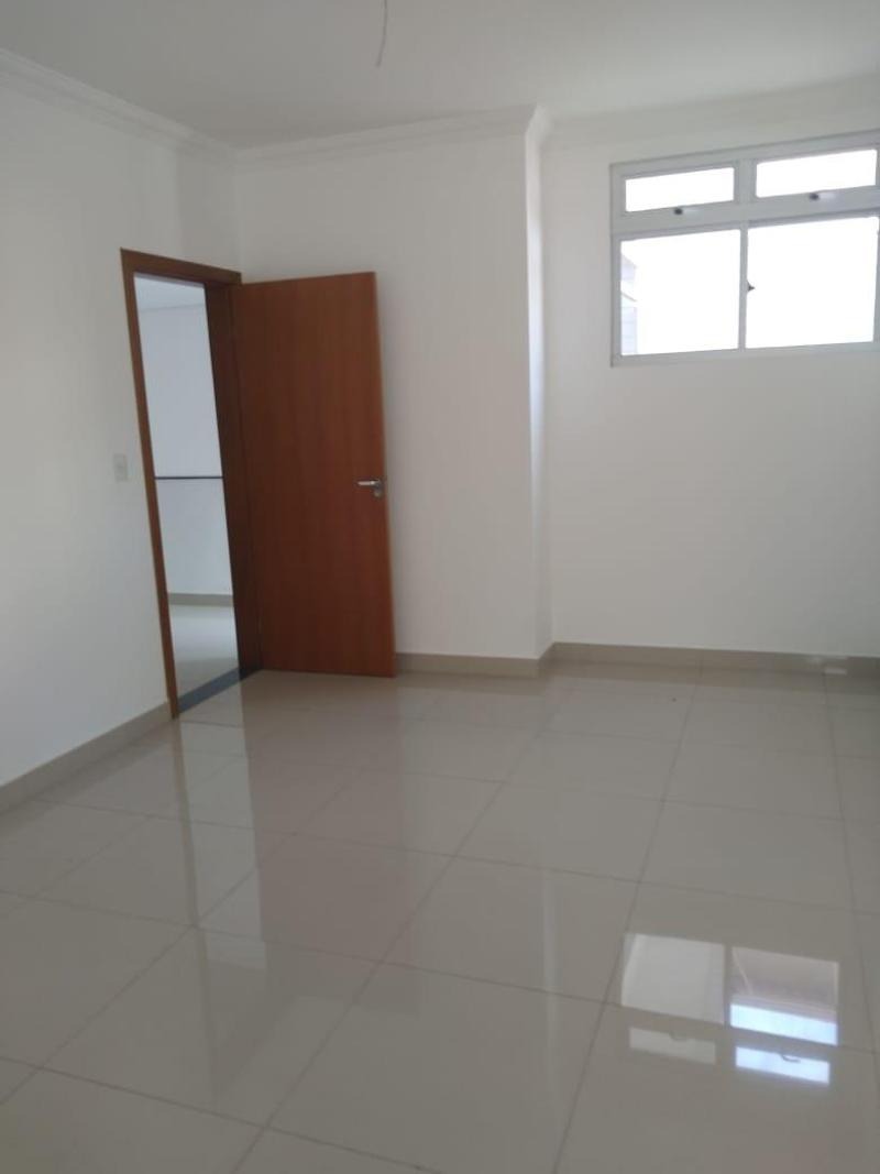 Apartamento à venda com 3 quartos, 96m² - Foto 6