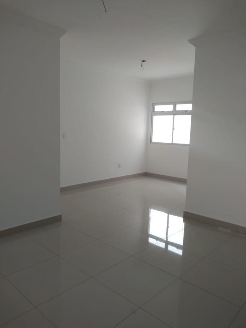 Apartamento à venda com 3 quartos, 96m² - Foto 7