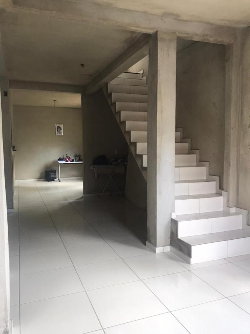 Casa à venda com 2 quartos, 640m² - Foto 4