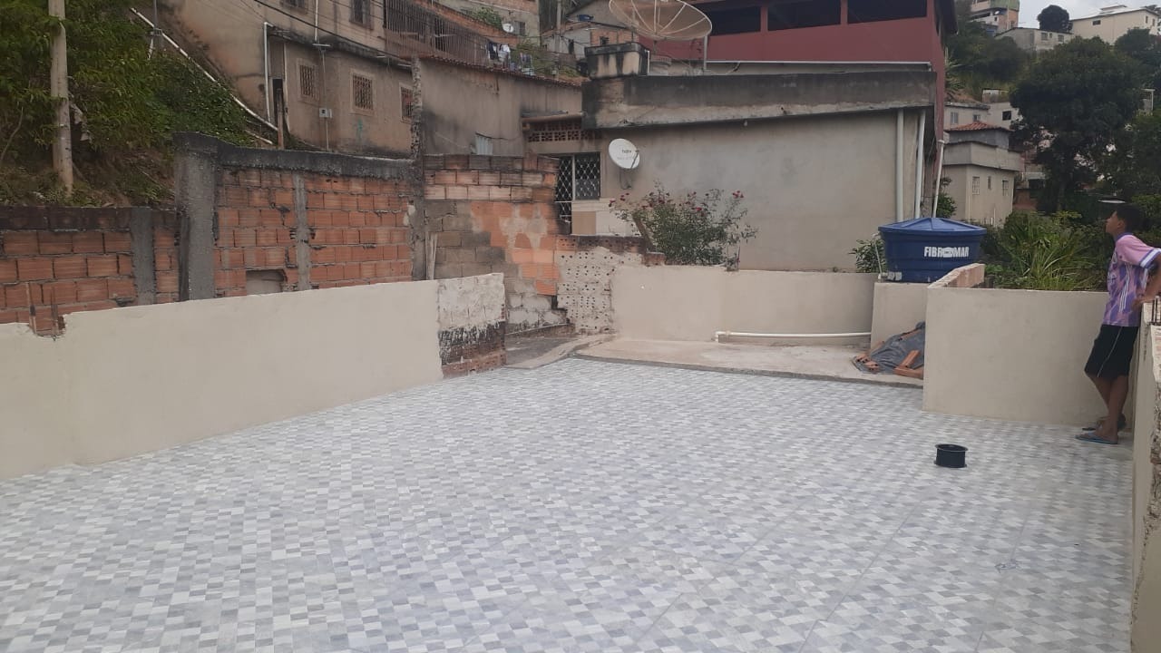 Casa à venda com 2 quartos, 200m² - Foto 11