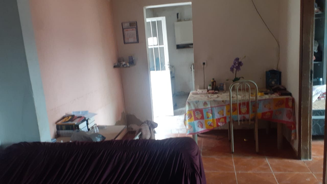 Casa à venda com 2 quartos, 200m² - Foto 20