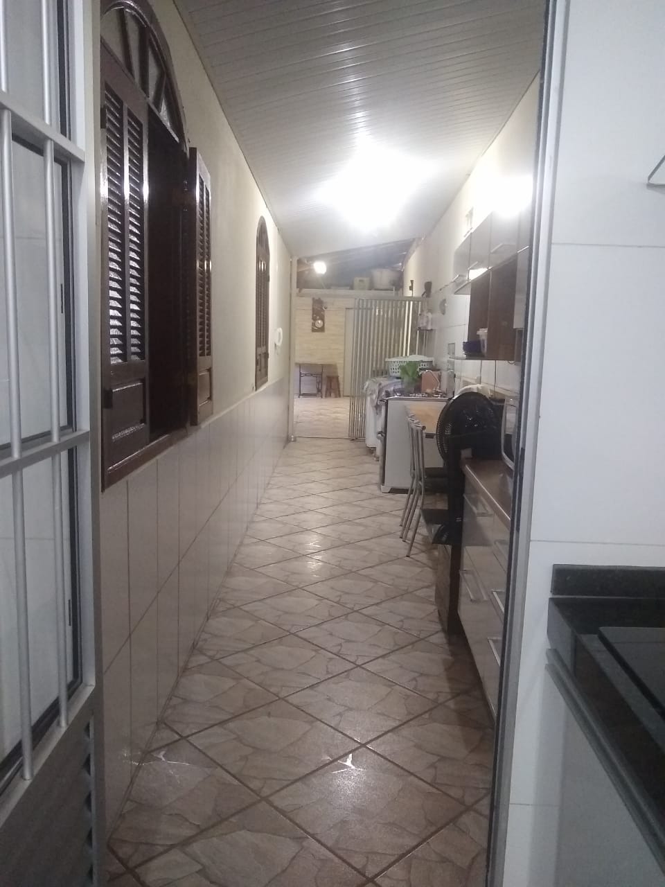 Casa à venda com 3 quartos, 200m² - Foto 12