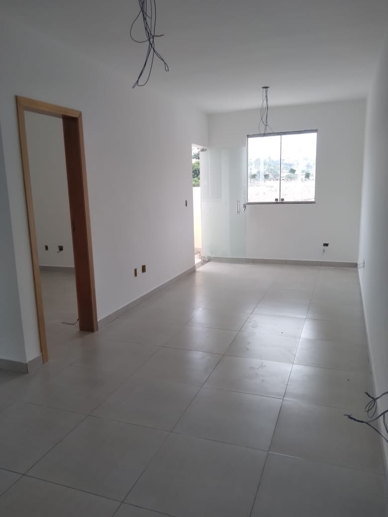 Casa à venda com 3 quartos, 70m² - Foto 13