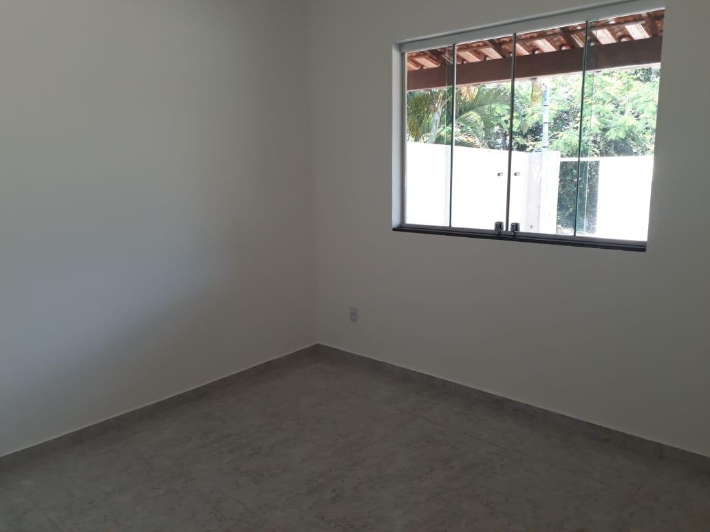 Casa à venda com 2 quartos, 55m² - Foto 3