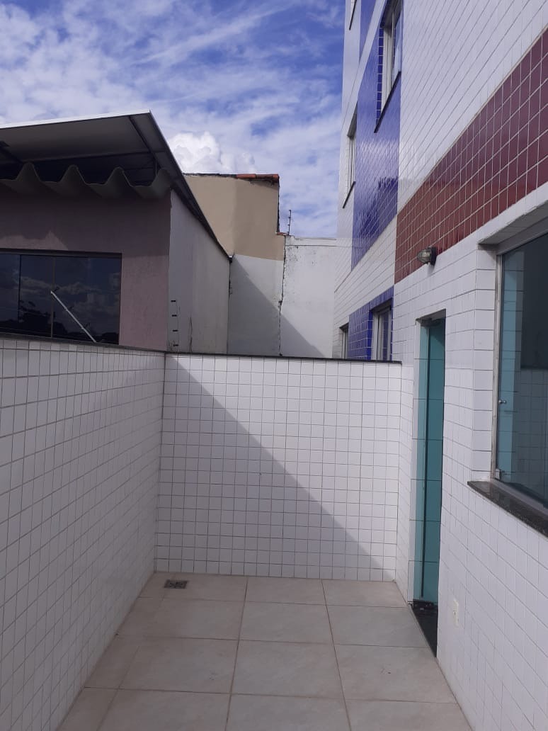 Apartamento à venda com 3 quartos, 136m² - Foto 5