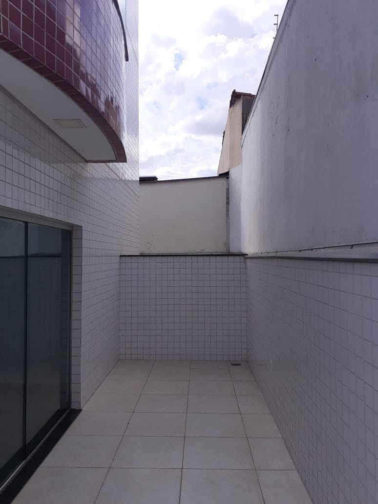 Apartamento à venda com 3 quartos, 136m² - Foto 16