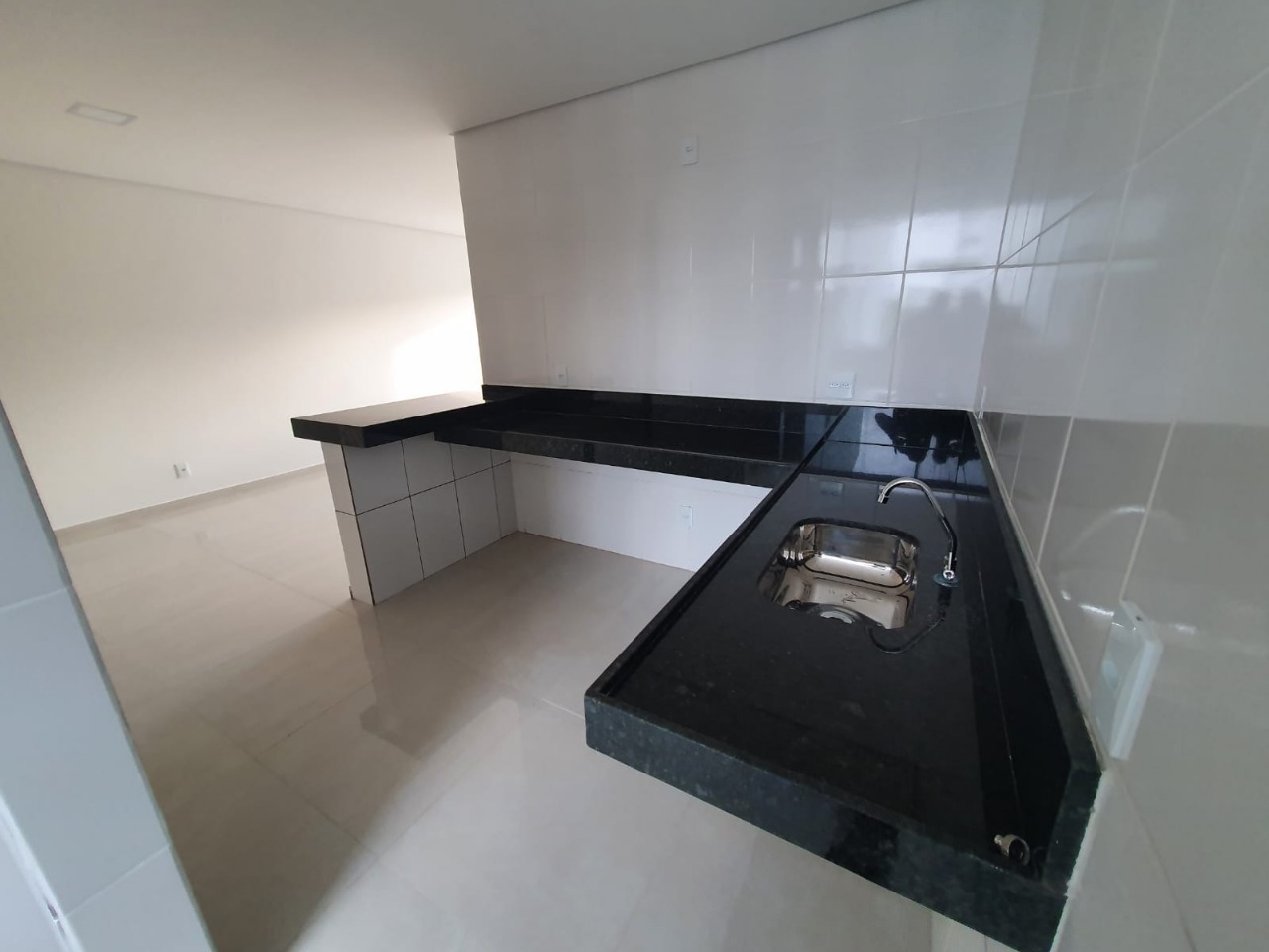 Casa à venda com 3 quartos, 190m² - Foto 8