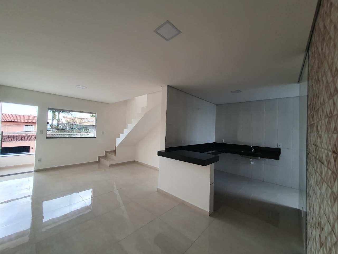 Casa à venda com 3 quartos, 190m² - Foto 6