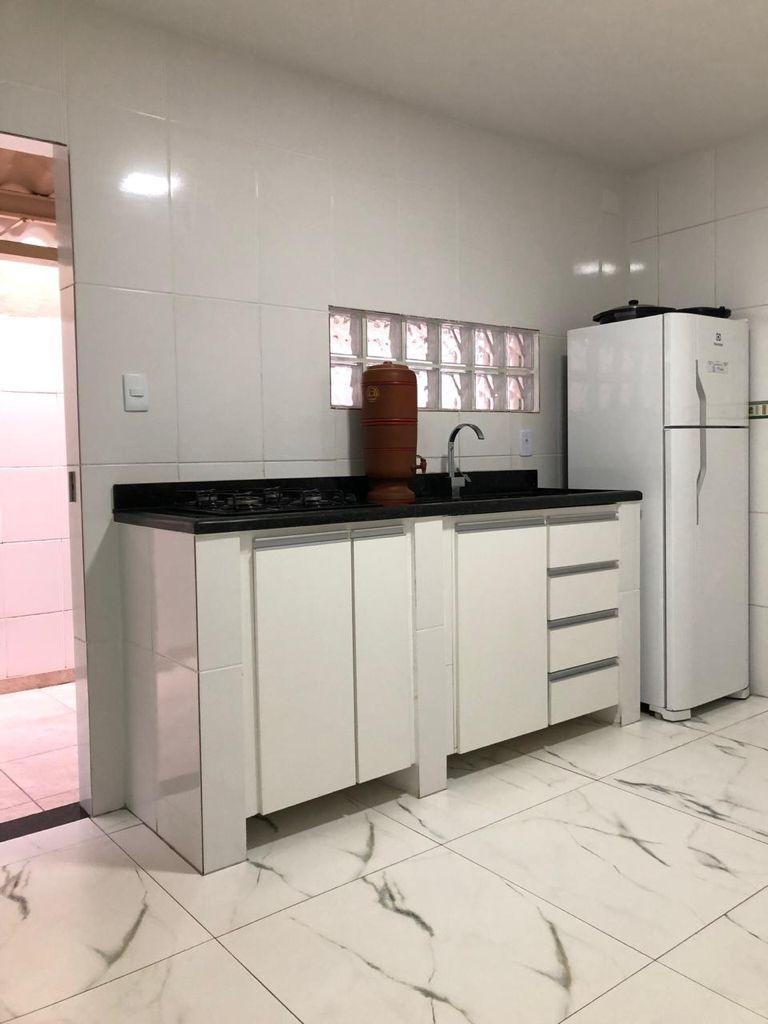 Casa à venda com 2 quartos, 190m² - Foto 12