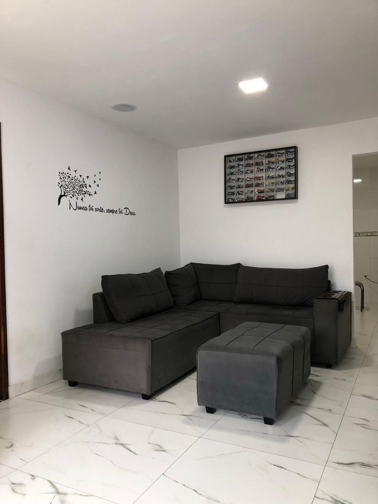 Casa à venda com 2 quartos, 190m² - Foto 2