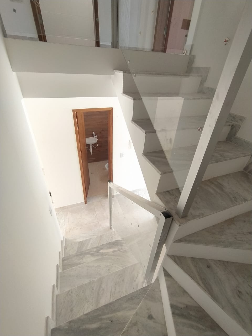 Casa à venda com 3 quartos, 110m² - Foto 2