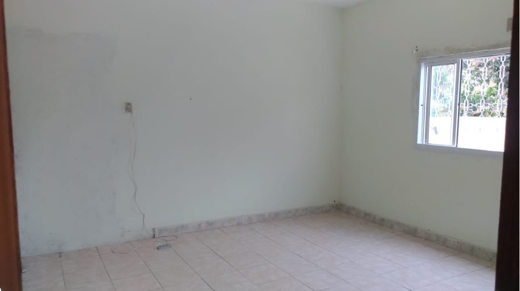 Casa à venda com 2 quartos, 180m² - Foto 7