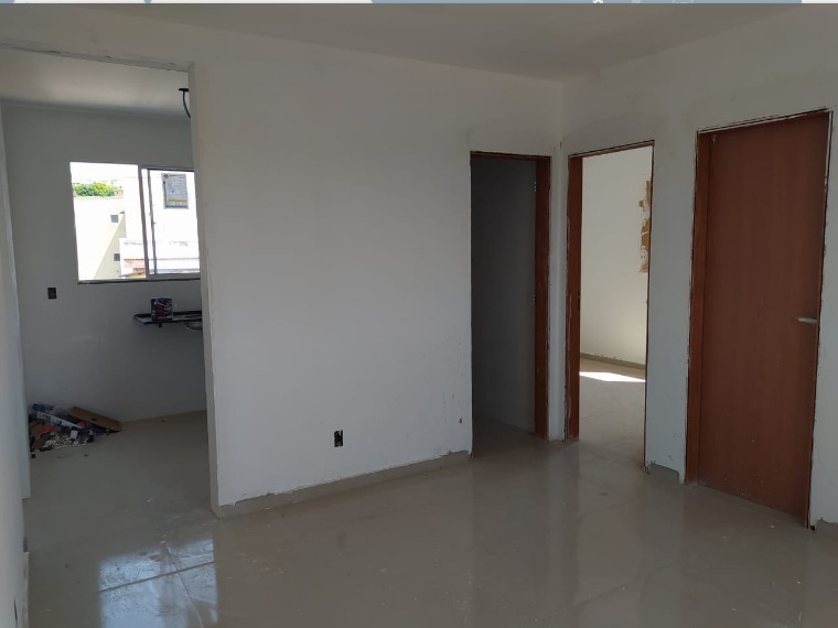 Apartamento à venda com 2 quartos, 60m² - Foto 1