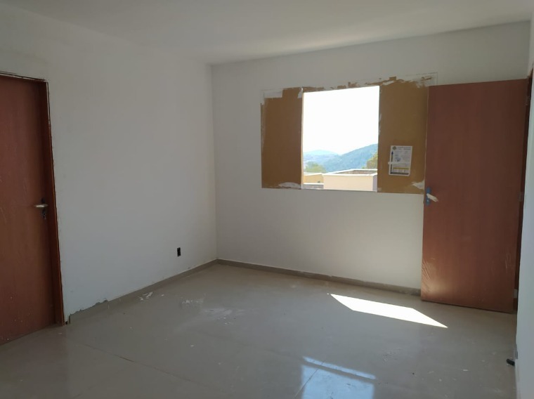 Apartamento à venda com 2 quartos, 60m² - Foto 3